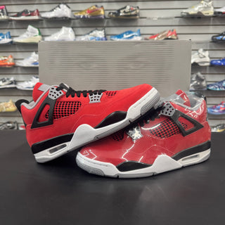 Jordan 4 'Toro Bravo'