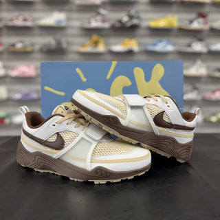 Travis Scott Field Jaxx Light Chocolate USED