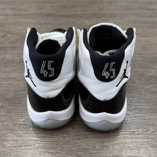 Jordan 11 Concord Preowned Size 9
