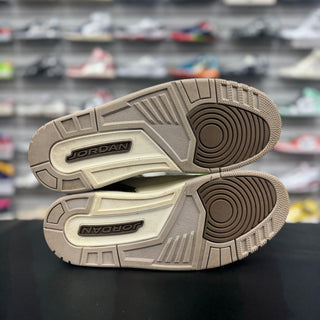 Jordan 3 'Palomino'