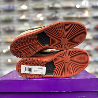 Nike SB Dunk Low 'Hennessy'