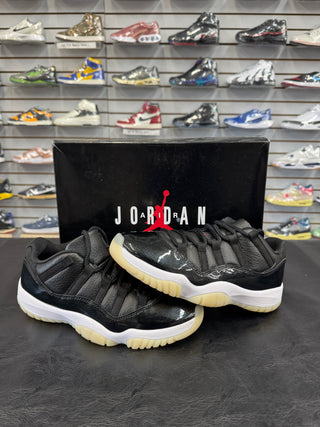 Jordan 11 Low 72-10