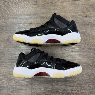 Jordan 11 Low 72-10