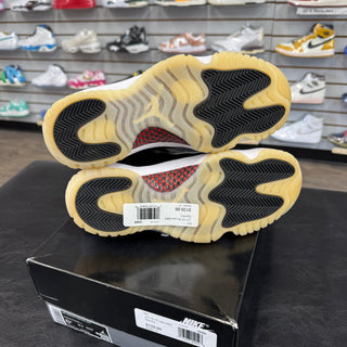 Jordan 11 Low 72-10