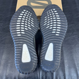 Yeezy 350 'Carbon Beluga'