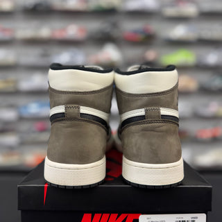 Jordan 1 'Mocha'