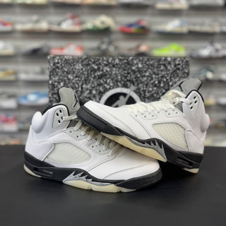 Jordan 5 'Reverse Metallic'