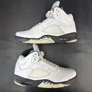 Jordan 5 'Reverse Metallic'