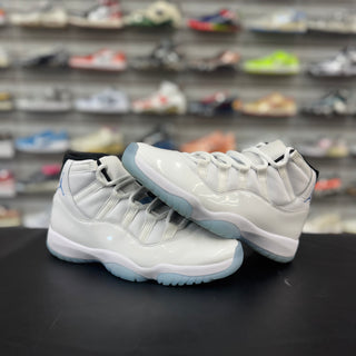 Jordan 11 'Legend Blue'