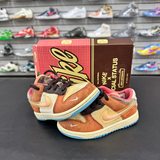 Social Status Chocolate Milk Dunks