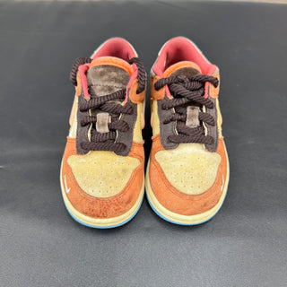 Social Status Chocolate Milk Dunks