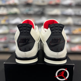 Jordan 4 'Flight Club'