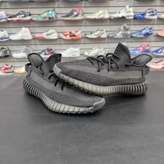 Yeezy 350 Onyx