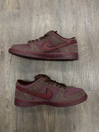 Nike SB Dunk Low City of Love NEW