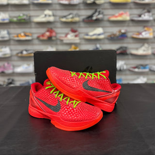Kobe 6 Reverse Grinch Size 11.5 Preowned