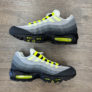 Air Max 95 Neon (2021) Preowned