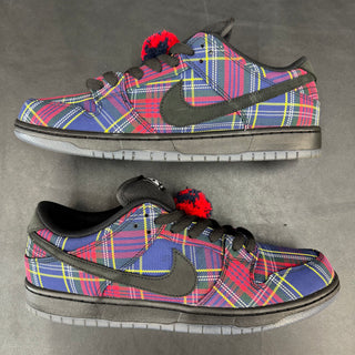 Nike SB Dunk 'Nardwuar'