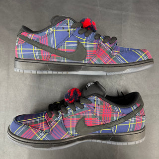 Nike SB Dunk 'Nardwuar'
