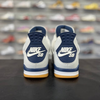 Jordan 4 SB 'Navy'
