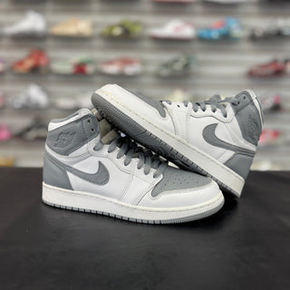 Jordan 1 'Stealth'