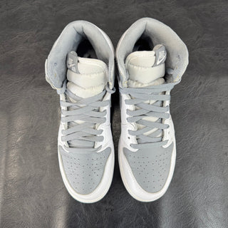Jordan 1 'Stealth'