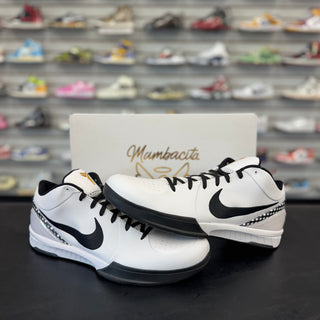 Kobe 4 'Mambacita Gigi'